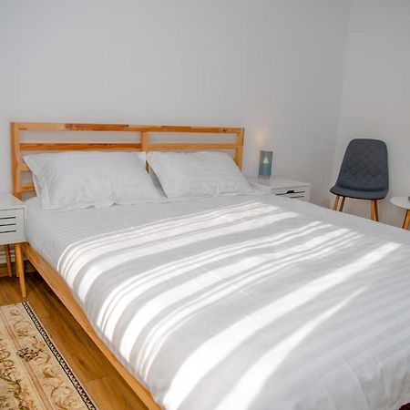 Apartamento Family House Pristol Exterior foto